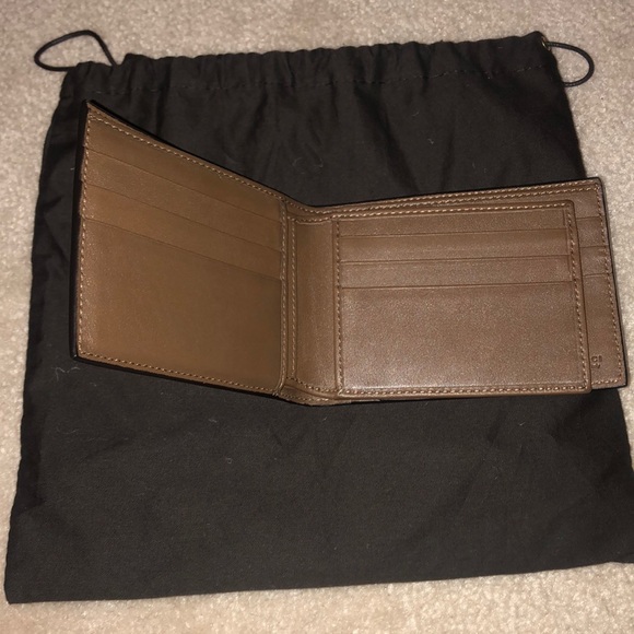 Gucci wallet - Picture 3 of 4